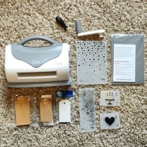Sizzix Texture Boutiqu Embossing Machine